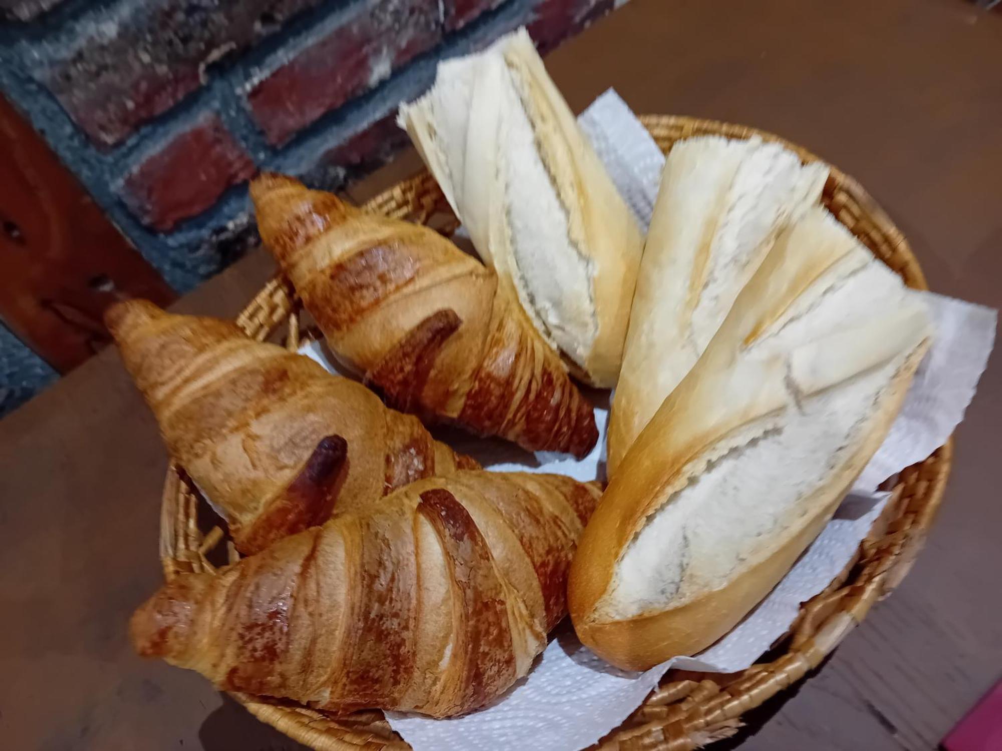 Au Cheval Noir Acomodação com café da manhã Quaëdypre Exterior foto