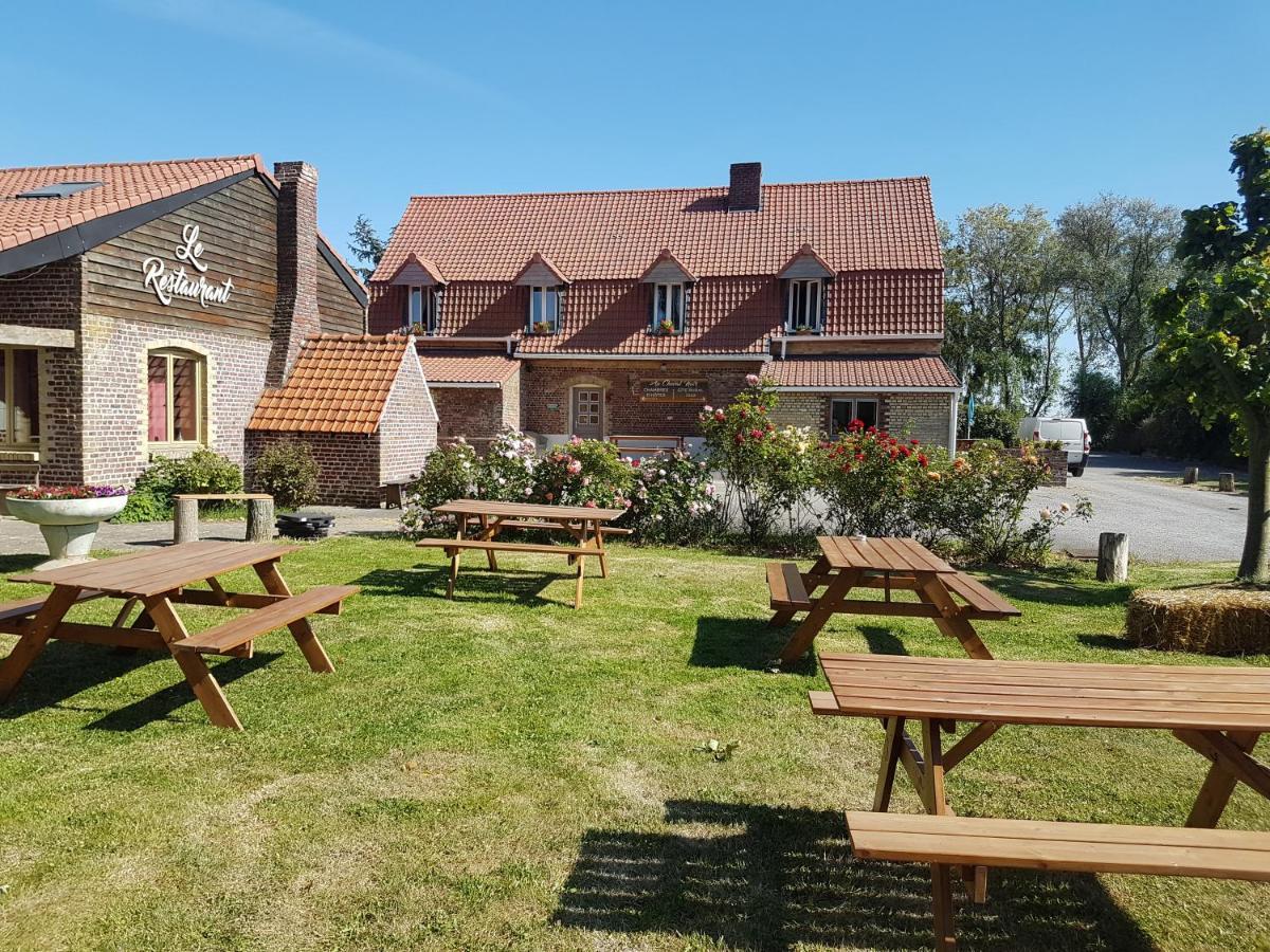 Au Cheval Noir Acomodação com café da manhã Quaëdypre Exterior foto